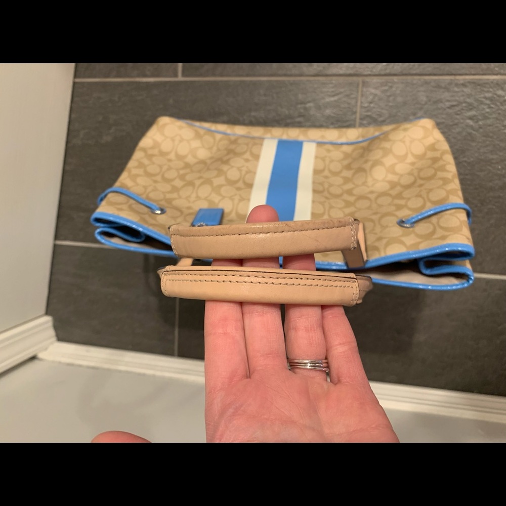 Coach Purse - Picture 6 of 6